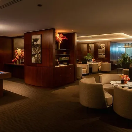 호텔 Sheraton Paris Charles De Gaulle Airport 르 메스닐 아멜롯