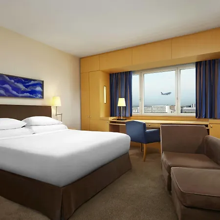 Sheraton Paris Charles De Gaulle Airport 호텔 4*