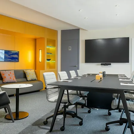 Sheraton Paris Charles De Gaulle Airport 4* 르 메스닐 아멜롯