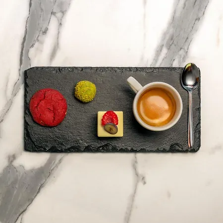 호텔 Sheraton Paris Charles De Gaulle Airport 르 메스닐 아멜롯