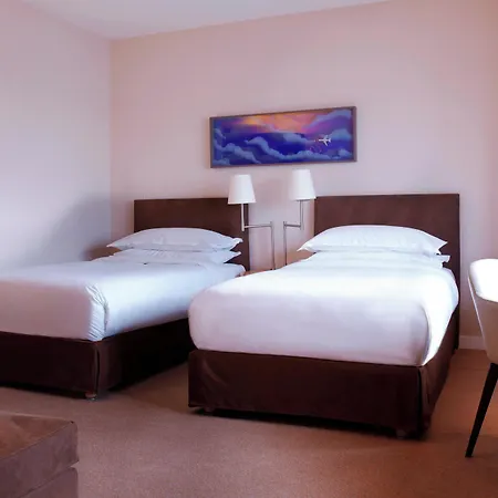 Sheraton Paris Charles De Gaulle Airport 호텔 르 메스닐 아멜롯