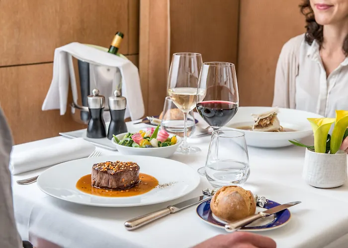 Sheraton Paris Charles De Gaulle Airport 4*