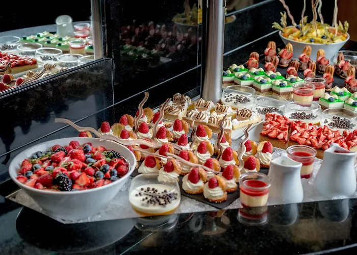 Sheraton Paris Charles De Gaulle Airport Hotel 4*