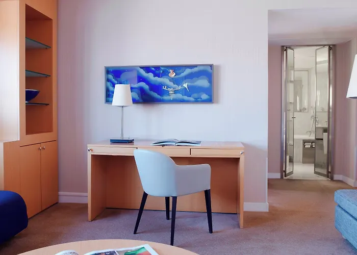 Hotel Sheraton Paris Charles De Gaulle Airport