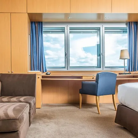 Sheraton Paris Airport Hotel 4*