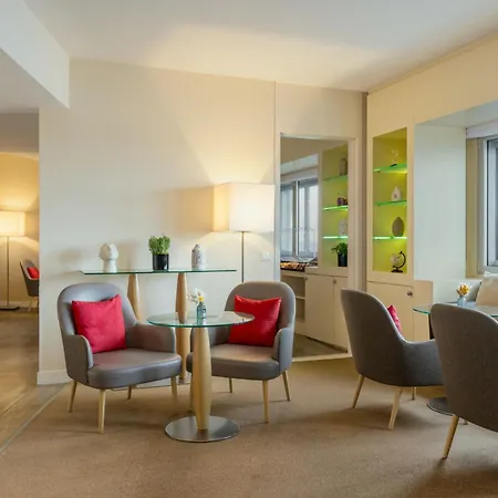 Sheraton Paris Airport 4*