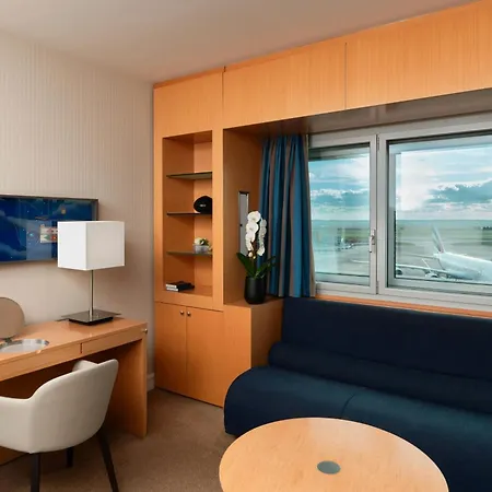 Hotel Sheraton Paris Airport 4*